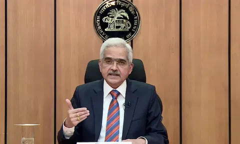 மூன்றில் இரண்டு பங்கு 2,000 ரூபாய் நோட்டுகள் வங்கிக்கு திரும்பின: ரிசர்வ் வங்கி கவர்னர் தகவல்