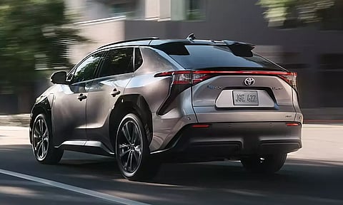 1000கிமீ ரேன்ஜ் வழங்கும் புதிய வகை பேட்டரிகள் - டொயோட்டாவின் மாஸ் அறிவிப்பு!