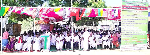 ராமேசுவரத்தில் அனைத்து கட்சியினர் உண்ணாவிரதம்