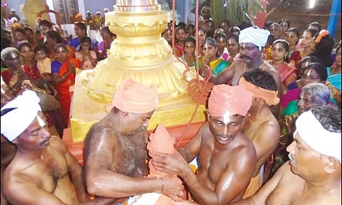 களக்காடு நடுச்சாலைப்புதூர் ஆதிநாராயண சுவாமி கோவிலில் ஆனி திருவிழா கொடியேற்றம்