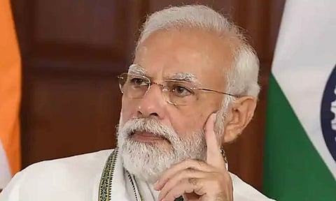 பிரதமர் மோடி வீட்டின் மேல் டிரோன் பறந்ததால் பரபரப்பு