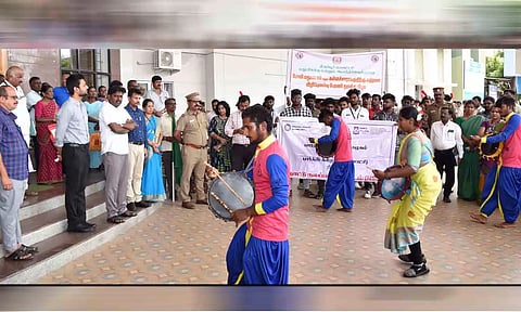 கலைநிகழ்ச்சி நடைபெற்ற காட்சி.