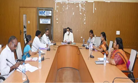 கள்ளக்குறிச்சி மாவட்ட கலெக்டர் அலுவலகத்தில் மாவட்ட கலெக்டர் ஷ்ரவன் குமார் தலைமையில் ஆலோசனை கூட்டம் நடைபெற்றது.