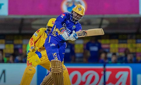 சச்சின், முகிலேஷ் அதிரடி - திண்டுக்கல் வெற்றிபெற 194 ரன்களை இலக்காக நிர்ணயித்தது கோவை