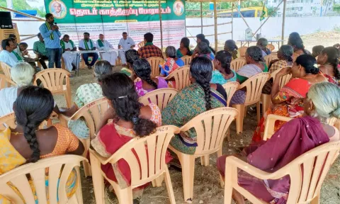 விவசாயிகள் 4-வது நாளாக காத்திருப்பு போராட்டம்