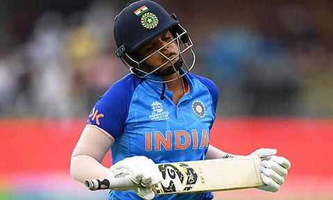 மகளிர் கிரிக்கெட்: இந்திய அணியை 95 ரன்னில் சுருட்டிய வங்காளதேசம்