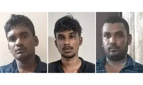 கைதானவர்களை படத்தில் காணலாம்.