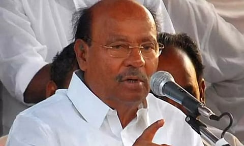 குடிமகன்களின் வசதிகள் குறித்து கணக்கெடுப்பு நடத்தும் தமிழக அரசு மதுவிலக்கு குறித்து பொது வாக்கெடுப்பு நடத்தத் தயாரா?ராமதாஸ் கேள்வி