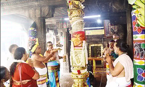 ஜலகண்டேஸ்வரர் கோவிலில் ஆடிப்பூர பிரம்மோற்சவ விழாகொடியேற்றத்துடன் தொடங்கியது