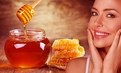 சரும அழகிற்கு தேனை எப்படி பயன்படுத்தலாம்...