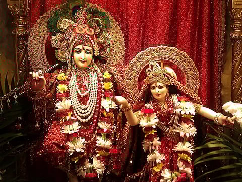 ஆன்மீக ஞானம் பரப்பும் இஸ்கான்