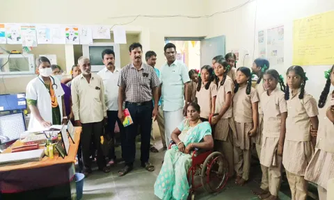 திட்டக்குடியில் விடுதிகளில் அதிகாரிகள் ஆய்வு செய்தனர்.