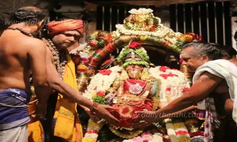 நெல்லையப்பர் கோவிலில் ஆடிப்பூர விழா: காந்திமதி அம்பாளுக்கு முளைக்கட்டும் வைபவம்