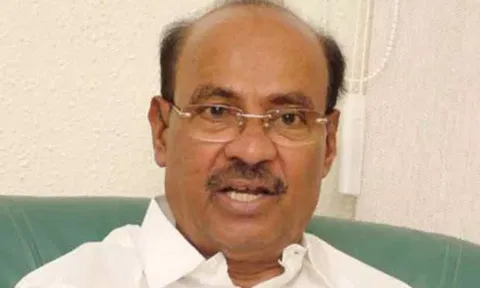 தீரன் சின்னமலை வரலாற்றை பாடபுத்தகத்தில் சேர்க்க வேண்டும்- ராமதாஸ் வேண்டுகோள்