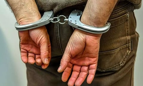 வாலிபர் கொலை வழக்கில் தொழிலாளி கைது