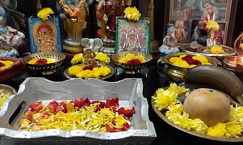 திருமணமாகாத பெண்கள் ஆடி வெள்ளிக்கிழமை திருவிளக்கை ஏற்றி வழிபட்டால்...