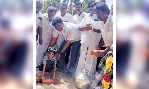 கல்லிடைக்குறிச்சி அருகே ஊராட்சி ஒன்றிய தொடக்க பள்ளியில்  ரூ.30 லட்சத்தில் புதிய கட்டிடம்