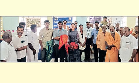 இலவச கண் சிகிச்சை முகாம்