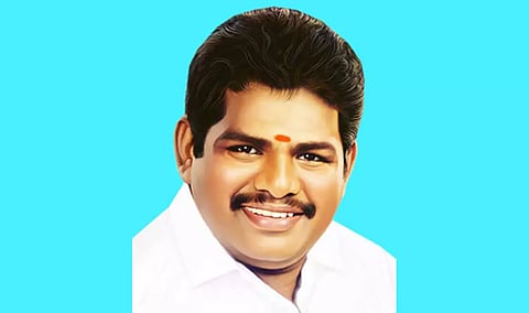 ஓட்டப்பிடாரம், திருச்செந்தூர், உடன்குடியில் பள்ளி மாணவர்களுக்கு இலவச சைக்கிள்கள் - அமைச்சர் அனிதா ராதாகிருஷ்ணன் நாளை வழங்குகிறார்