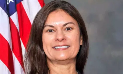 அமெரிக்க எஃப்.பி.ஐ.-யின் உயர்ந்த பதவியில் இந்திய-அமெரிக்க பெண்