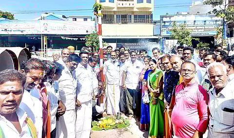 பா.ஜ.க. பொதுக்கூட்டத்திற்கான முகூர்த்தக்கால் நடும் நிகழ்ச்சி மாவட்டத்தலைவர் மகா சுசீந்திரன் தலைமையில் நடந்தது.