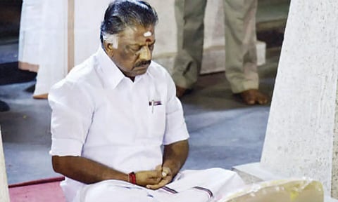 மதுரையில் அ.தி.மு.க. மாநாடு நடத்தப்படும் 20-ந்தேதி ஓ.பன்னீர்செல்வம் மீண்டும் தர்மயுத்தம்?