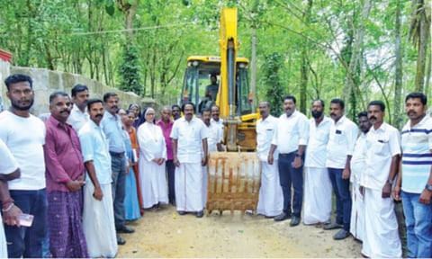 குமரி மாவட்டத்தில் வளர்ச்சி பணிகளை விரைந்து முடிக்க வேண்டும்