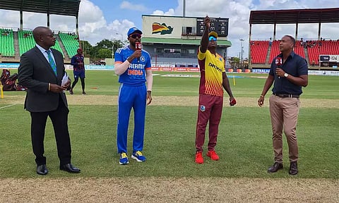 மூன்றாவது டி20 கிரிக்கெட்: வெஸ்ட் இண்டீஸ் டாஸ் வென்று பேட்டிங் தேர்வு