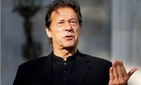 இம்ரான் கான் தேர்தலில் போட்டியிட 5 ஆண்டு தடை விதித்தது பாகிஸ்தான் தேர்தல் ஆணையம்