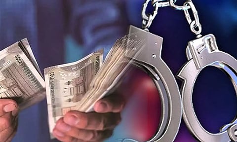 வெள்ள நிவாரணத்துக்கு கிடைத்த நன்கொடையை முறைகேடு செய்த கிராம அலுவலர் கைது- லஞ்ச ஒழிப்பு போலீசார் அதிரடி