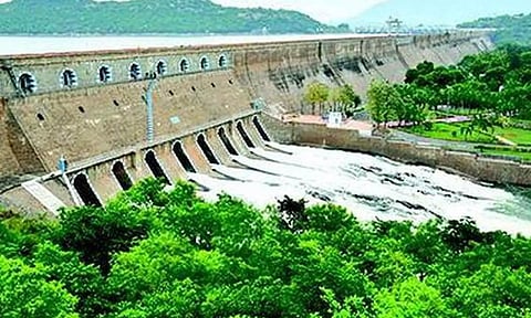 மேட்டூர் அணையில் இருந்து டெல்டா பாசனத்துக்கு தண்ணீர் திறப்பு- வினாடிக்கு 6 ஆயிரம் கனஅடியாக குறைப்பு