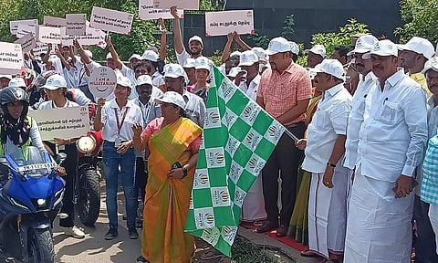 அறிஞர் அண்ணா உயிரியல் பூங்காவில் விழிப்புணர்வு பேரணி-  அமைச்சர் தா.மோ.அன்பரசன் தொடங்கி வைத்தார்