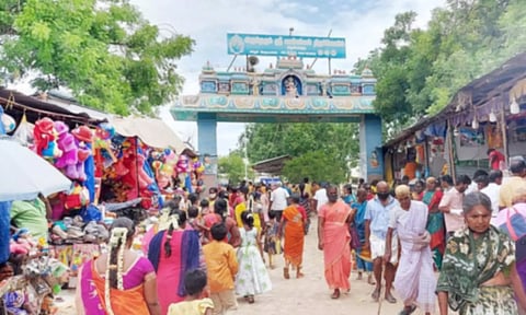 அம்மனை கண் குளிர தரிசித்த சித்தர்