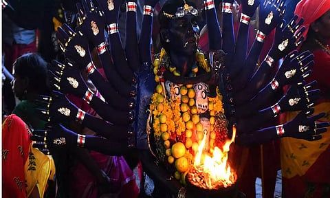 குலசை தசரா-நேர்த்திக் கடன்