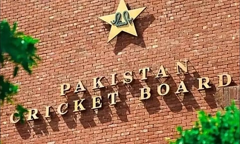 அமெரிக்காவில் விளையாடிய பாகிஸ்தான் கிரிக்கெட் வீரர்களுக்கு நோட்டீஸ்