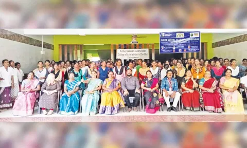 விழிப்புணர்வு நிகழ்ச்சி நடந்தது.