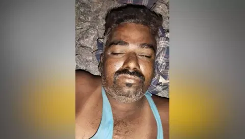 சேலம் செவ்வாய்ப்பேட்டையில் ரெயில் மோதி வாலிபர் பலி