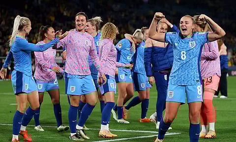 மகளிர் கால்பந்து இறுதிப்போட்டி: உலக கோப்பையை வெல்வது யார்? ஸ்பெயின்-இங்கிலாந்து நாளை பலப்பரீட்சை