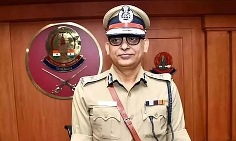 தமிழகம் முழுவதும் போலீஸ் நலன் காக்க தனி வாட்ஸ்அப் குழு- டி.ஜி.பி. சங்கர் ஜிவால் உத்தரவு