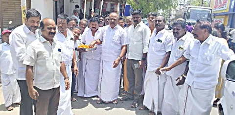 பொதுக்குழு தீர்மானம் தொடர்பான வழக்கு தள்ளுபடி