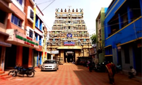 சகோதரர்  ஒற்றுமையை  ஓங்க  செய்யும்பெரம்பலூர் மதனகோபால சுவாமி கோவில்!