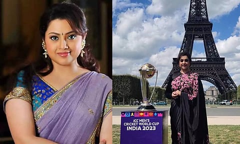 உலகக் கோப்பையை அறிமுகப்படுத்திய முதல் இந்திய நடிகை- மீனா நெகிழ்ச்சி