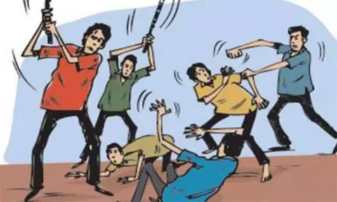 களியக்காவிளை அருகே தனியார் கல்லூரியில் நடந்த ஓணம் விழாவில் மாணவர்கள் மோதல்
