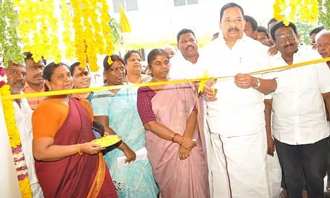 ரூ.56 லட்சம் மதிப்பில் கருணாநிதி நூற்றாண்டு சிமெண்டு சேமிப்பு கிடங்கு