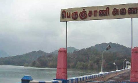 பேச்சிப்பாறை, பெருஞ்சாணி அணைகளின் நீர்மட்டம் கிடுகிடு சரிவு