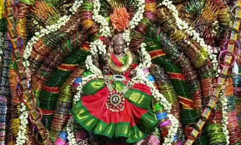 மேல் மலையனூர்-சீமந்த வழிபாடு!