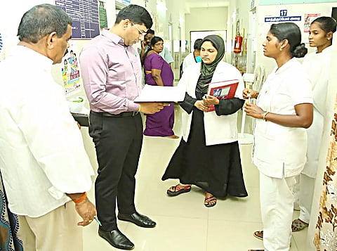 வளர்ச்சி பணிகளை ஆய்வு செய்த ஆணையாளர்