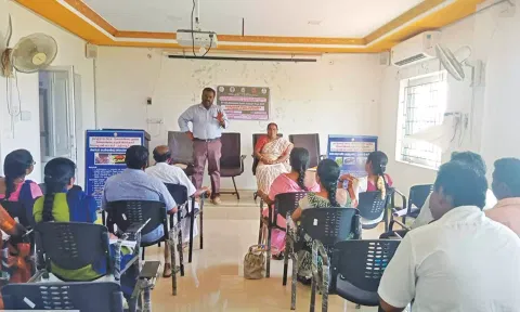 கலந்துரையாடல் நிகழ்ச்சி நடந்தது.