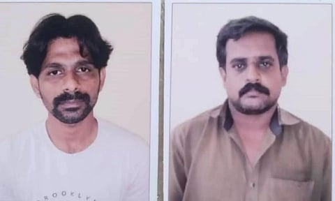 கைது செய்யப்பட்டவர்களை படத்தில் காணலாம்.