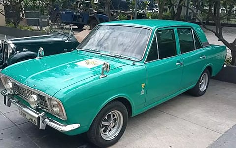 சென்னை பெருநகர் காவல்துறை நடத்திய பழங்காலத்து கார்-பைக் அணிவகுப்பு